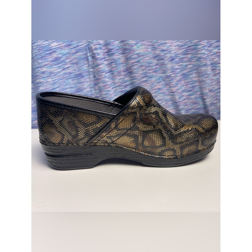 Dansko Python Print Clogs Size 8.5-9 - Picture 6 of 10